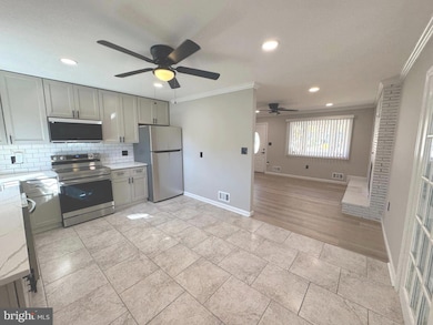 602 Eliot Rd, Pasadena, MD 21122 - photo 4