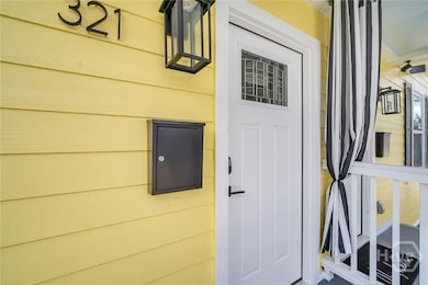 321 W 31st St, Savannah, GA 31401 - photo 3