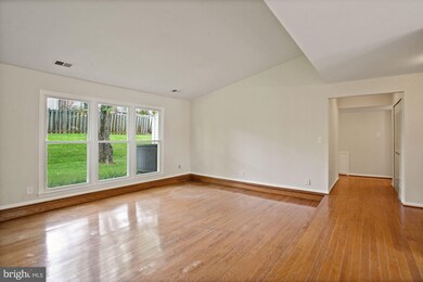 4338 Rolling Stone Way, Alexandria, VA 22306 - photo 4