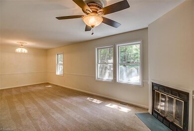 913 Tamworth Rd, Asheboro, NC 27203 - photo 5