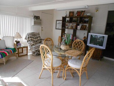 LIGHT & SPACIOUS ADD-ON SUN ROOM