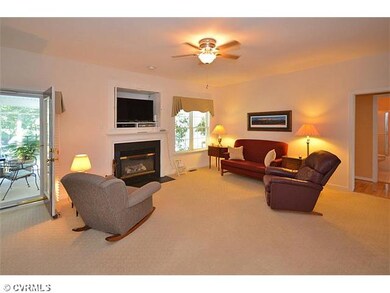 Den/Family/Great Room - Family Room with Like-New 