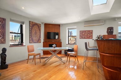 115 E 61st St unit PH, New York, NY 10065 - photo 5