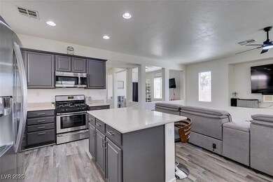 2929 Salado Creek Ave, North Las Vegas, NV 89081 - photo 2