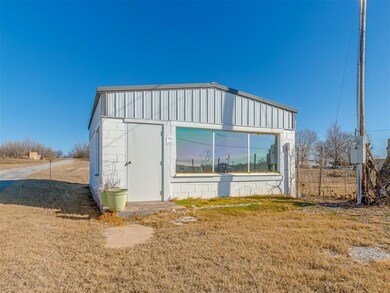 2810 S Highway 81, Marlow, OK 73055 - photo 6