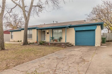 829 Glenda Dr, Bedford, TX 76022 - photo 3