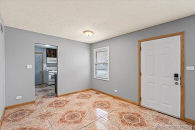 17831 Harvard Ln, Country Club Hills, IL 60478 - photo 7