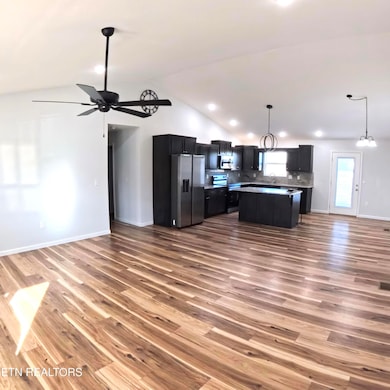 3669 Martha Washington Rd, Clarkrange, TN 38553 - photo 5