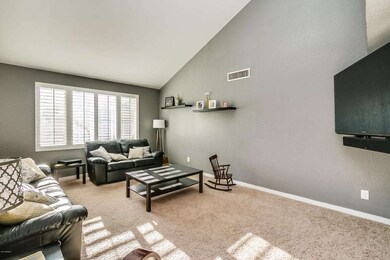 Entry to Formal Living/Dining