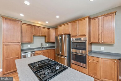 25840 Commons Square, Chantilly, VA 20152 - photo 4