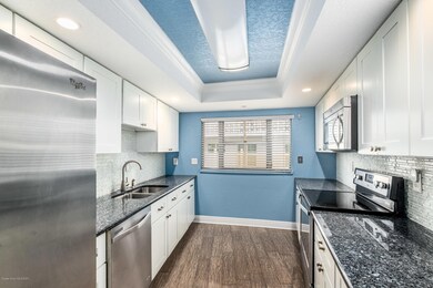 Lite & Bright Kitchen