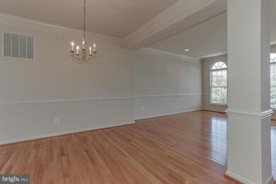 22616 Welborne Manor Square, Ashburn, VA 20148 - photo 5