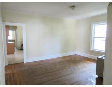 195 Lincoln St unit 2, Worcester, MA 01605 - photo 5