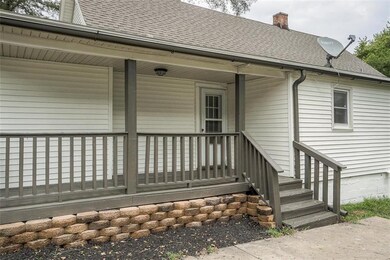 2817 N 155th St, Basehor, KS 66007 - photo 2