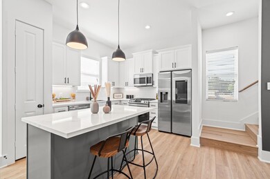 5210 Green Pine Tree Dr, Houston, TX 77018 - photo 7