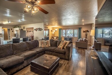 5600 Fawn Dr, Farmington, NM 87402 - photo 5