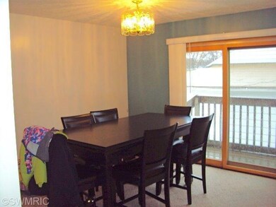 201 N Locust St unit 203, Wayland, MI 49348 - photo 3