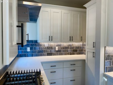 217 SW 18th Ave, Canby, OR 97013 - photo 7