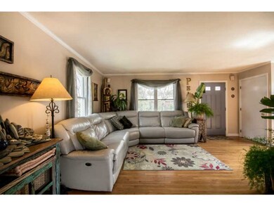 36 Raynham Ave, Portsmouth, RI 02871 - photo 3