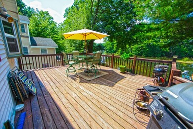 55 Lakeview Ave, Mansfield, MA 02048 - photo 6