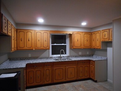 2243 Barre Rd, Hubbardston, MA 01452 - photo 6