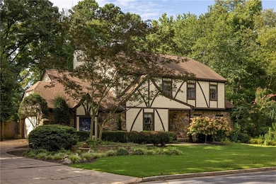 1318 Mile Post Dr, Atlanta, GA 30338 - photo 2