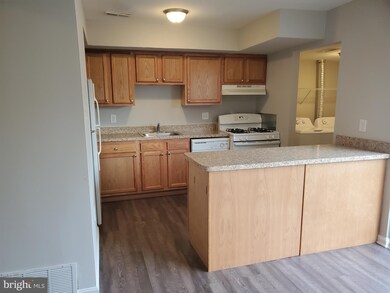 6419 Lamplighter Ridge, Glen Burnie, MD 21061 - photo 5