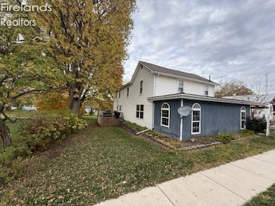 204 E 7th St, Sycamore, OH 44882 - photo 2