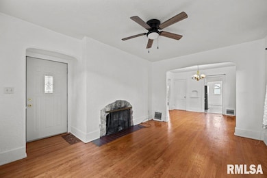 1517 35th St, Rock Island, IL 61201 - photo 6