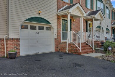 201 Finch Ct, Manalapan, NJ 07726 - photo 5