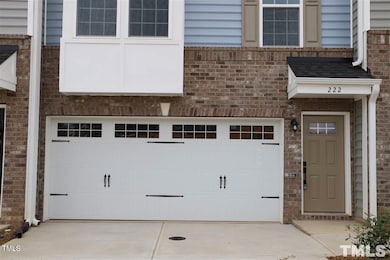 TRIANGLEMLS-2323587-1