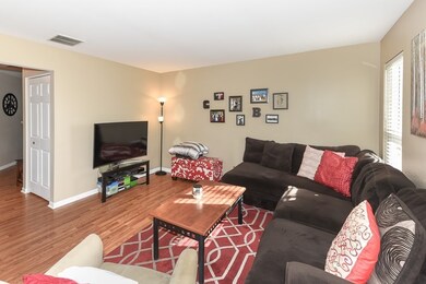 1089 Horizon Ridge, Lake In the Hills, IL 60156 - photo 5