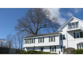 29-3 Lake St unit 3, Wolfeboro, NH 03894 - photo 2