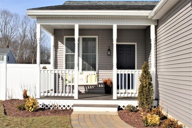 8 Candlelight Ln, Bellingham, MA 02019 - photo 2