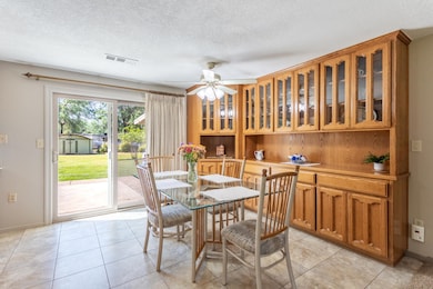 21083 Oak Knoll Rd, Redding, CA 96003 - photo 5