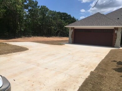 2828 S Pottawatomie Rd, McLoud, OK 74851 - photo 2