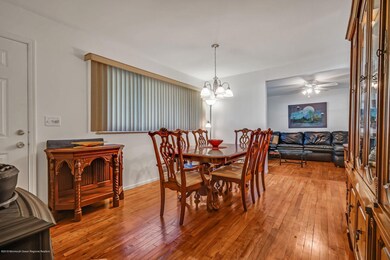 27 Chain Blvd, Bayville, NJ 08721 - photo 2