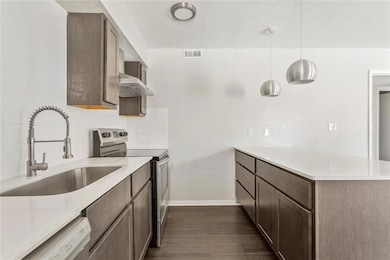 2810 Dorchester Dr unit 23, Oklahoma City, OK 73120 - photo 5