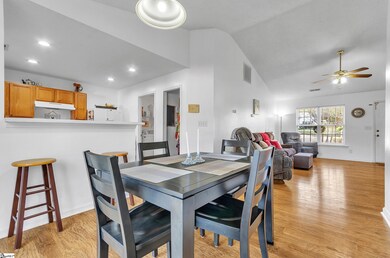 17 Oxbow Ct, Simpsonville, SC 29680 - photo 7