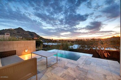 Negative Edge Jacuzzi