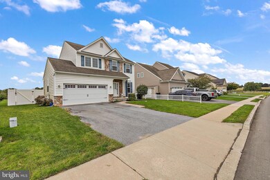 1084 Walnut St, Honey Brook, PA 19344 - photo 2