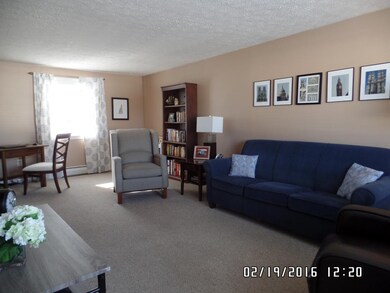 235 Patricia Ln, Manchester, NH 03104 - photo 3