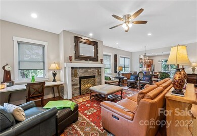 306 Cider Hill Ln, Hendersonville, NC 28792 - photo 7