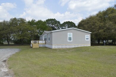 23240 Carolyn Ln, Fort Myers, FL 33913 - photo 5