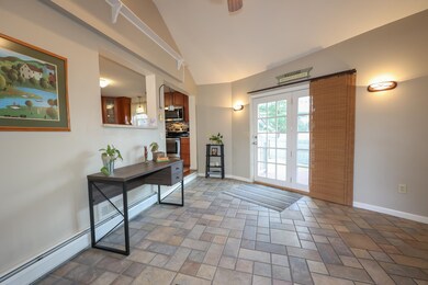 8 Knights Ave, Hooksett, NH 03106 - photo 4