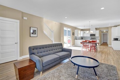 636 NE Isabella Ln, Bend, OR 97701 - photo 6