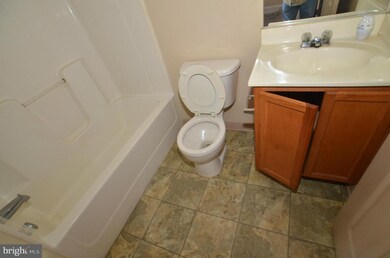1202 Laurens St, Baltimore, MD 21217 - photo 4