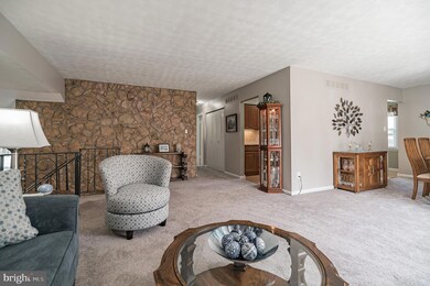 92 E Endfield Rd, Feasterville Trevose, PA 19053 - photo 7