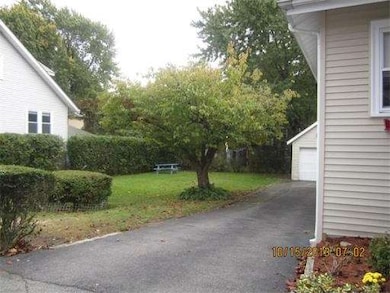 69 Sharon Rd, Quincy, MA 02171 - photo 4