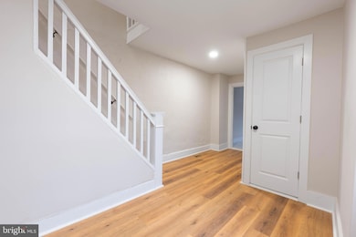 20 Spring St, Trenton, NJ 08618 - photo 5